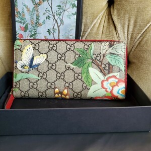 GUCCI ラウンドファスナー 長財布 GGスプリーム