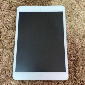 【中古】iPad mini 32GB シルバー Apple Cellularモデル　SIMフリータブレット
