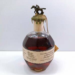 126【未開栓】Blantons SINGLE BARREL BOURBON ブラントン シングルバレル バーボン ウイスキー 750ml 46.5％ 古酒 巾着付き 現状品の画像4