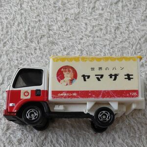 トミカ　山崎トラック　ヤマザキトラック ミニカー ヤマザキパン