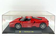 未使用品　Enzo　Ferrari　エンツォ・フェラーリ　2002　レッド　ミニカー　１/24　玩具　モデルカー/3603_画像1