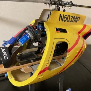 HELI ARTIST製 450クラス スケールヘリコプター ヒューズ500 4枚ローター仕様 メカ付きの画像3