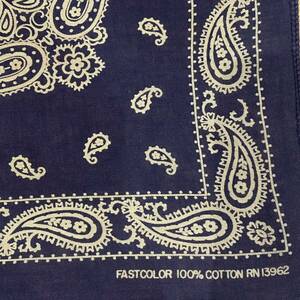 * Vintage / bandana /60s/USA/FAST COLOR/ navy /peiz Lee pattern /USA made /vintage/ Vintage / America made 