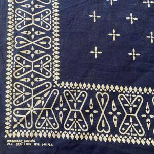 * Vintage / bandana /60s/70s/USA/WASHFAST COLORS/ navy / Cross pattern /USA made /vintage/ Vintage / America made 