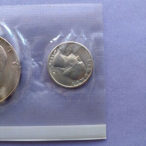 外国コイン アメリカ (Rー１４４) １ドル銀貨 ５０セント銀貨 ２５セント銀貨 おまとめ ３枚 建国２００周年記念の画像6