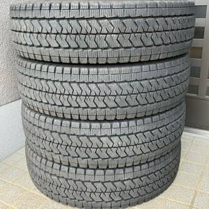 【バリ山 良品】195/80R15 107/105N LT ブリヂストン BLIZZAK VL10 2022年製 40週製造 スタッドレスタイヤ ハイエース 等