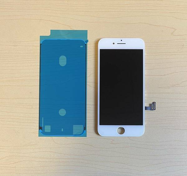 iPhone 8、iPhone SE2 ( 2020 ) 白 未使用【純正再生品 】フロントパネル 画面 液晶 修理 交換 。防水シール付き