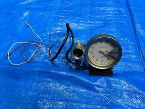  pivot pivot STEPPING GAUGE tachometer 80 body . wiring only * used *