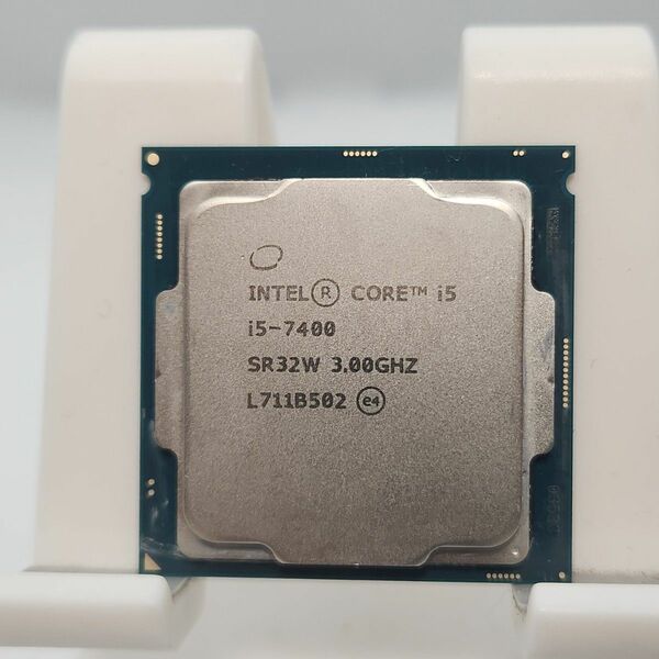 LGA1151対応CPU Intel Core i5 7400 動作確認済み