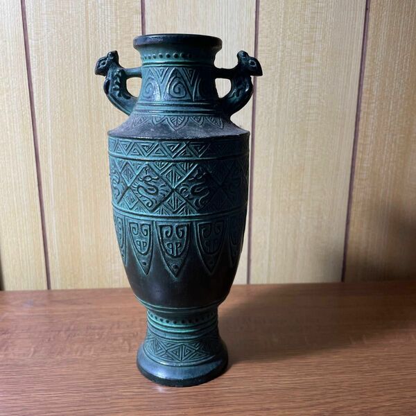 青銅花瓶　21cm壺 花器 花瓶 花入 置物 金属工芸 インテリア