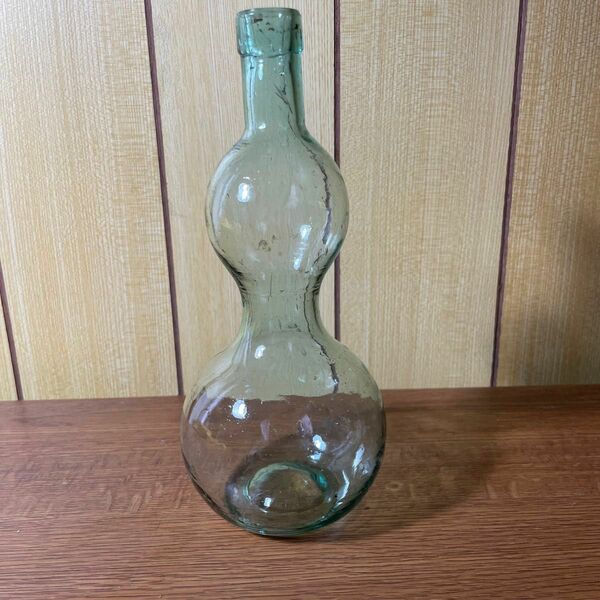 瓢箪型ガラス瓶　酒瓶　ラムネ瓶　花瓶　一輪挿し 瓢箪型 ガラス ガラス瓶 和ガラス アンティーク