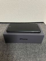 iPhone 8 64GB スペースグレイ　SIMフリー 初期化済　中古品　美品_画像4