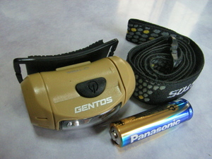 GENTOS (ジェントス) LED ヘッドライト 単3電池式 120ルーメン 防水 CP-195DK アウトドア 防災 赤色サブLED カーキ―