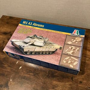 M1A1 Abrams Unassembled Plastic Model Model ITALERI Tank