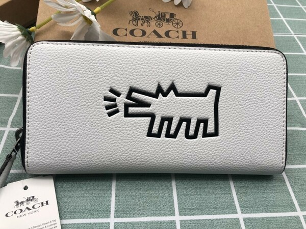 コーチ COACH 財布 長財布 新品 未使用 誕生日 ギフト ホワイト レザー ウォレット メンズ レディース プレゼント ギフト ブランド A241