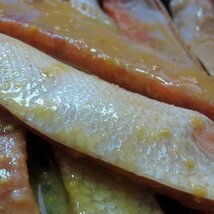 知床産「秋鮭ハラス西京漬け400g」マイルドな味噌と、とろける脂が絶品!!_画像4