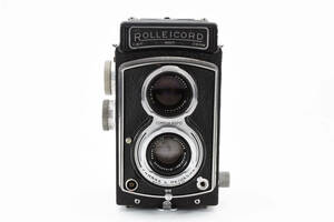【人気の３型　動作品】 ローライコード III型 ROLLEICORD 二眼レフカメラ　XENAR75mm F3.5レンズ 同梱可能 1円 ＃9084