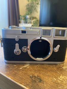 【外観良好】Leica ライカ M3 シングルストローク SS 1952年製 ボディ Mマウント レンジファインダー カメラ 1円