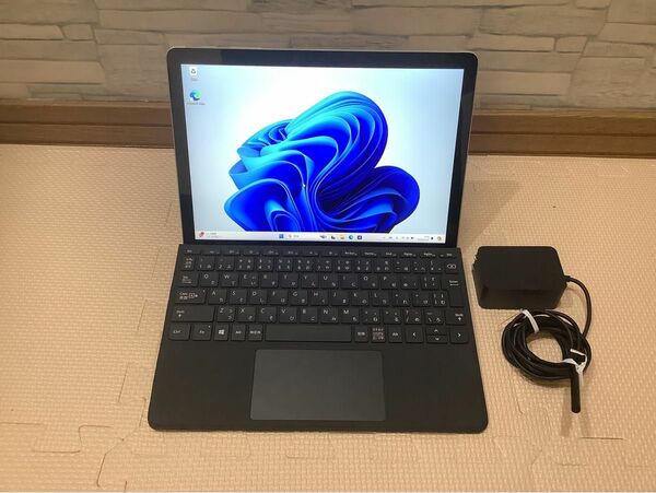 Microsoft Surface Go 2 LTEモデル Core m3 8100Y メモリー8GB SSD 128GB