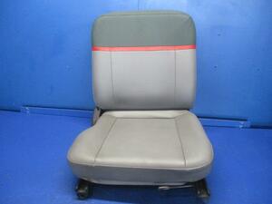  Sambar LE-TT1 водительское сиденье 5D1