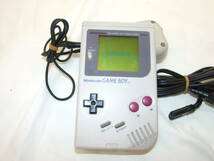 任天堂　ゲームボーイ　GAME BOY　DMG-01　ACアダプター付き　中古品　電源ON状態確認　ゲーム作動未確認　中古現状品　送料520円_画像3