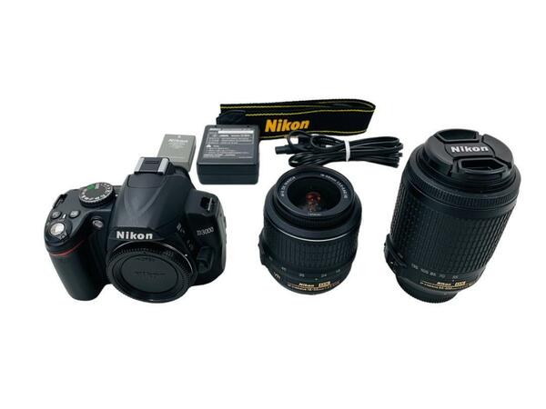【美品】Nikon　ニコン　D3000　デジタル一眼レフカメラ レンズキット
