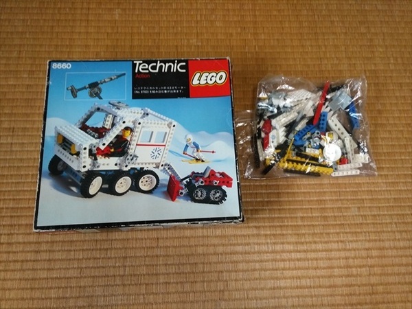 レゴ テクニック 8640 ヘリコプター / 8660 レスキュー ユニット 救護車 / LEGO 8640 Arctic Polar Copter / 8660 Arctic Rescue Unit