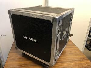  rack case 10U with casters .