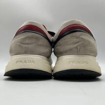 1円 【極上品】 PRADA プラダ 【圧倒的高級感】 メンズ クラシック ロゴ スニーカー ローカット シューズ 靴 スウェード メッシュ 8 27位_画像5