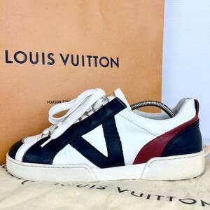 1円【極上品】 LOUIS VUITTON ルイヴィトン 【王者の風格】 メンズ ローカット スニーカー シューズ 靴 LVロゴ レザー 白 黒 5 1/2 25cm位