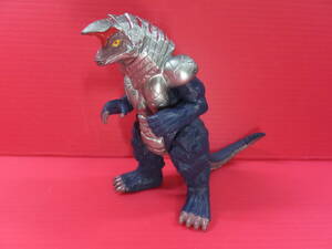 BANDAI バンダイ　2001　中国製　ウルトラ怪獣　ゴルザ　ソフビ　フィギュア　高さ約10cm　中古