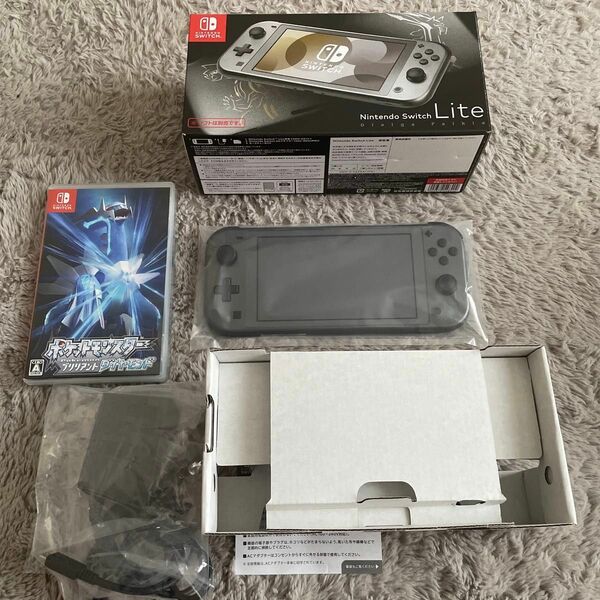 (限定版美品) Nintendo Switch Lite ディアルガ・パルキア 