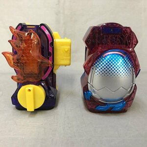 【未使用品】BANDAI 仮面ライダーリバイス DXバリッドレックス＆ボルケーノ バイスタンプセット（管理番号：046107）