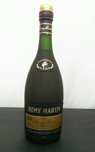 【未開栓】REMY MARTIN (レミーマルタン) ブランデー FINE CHAMPAGNE V.S.O.P. COGNAC 700ml 40% [1] (管理番号：059123) 80