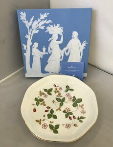 【未使用品】WEDGWOOD ワイルドストロベリー オクタゴナルディッシュ L [2] (管理番号：059102)