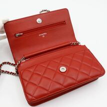 新型　CHANEL シャネル　ラムスキン　マトラッセ　チェーン　ショルダーバッグ　レッド_画像3