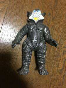 メフィラス星人　ブルマァク復刻　ソフビ　バンダイ　ウルトラマン　怪獣　円谷