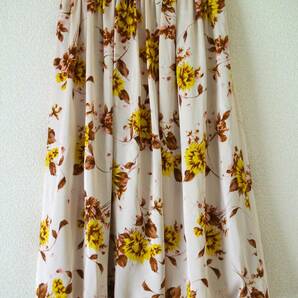 美品　Rouge vif ルージュ ヴィフ　 日本製　 花柄フレア スカート　36　ミモレ丈 