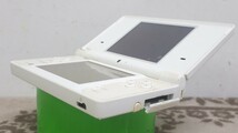 【動作確認済み】 ニンテンドーDSi 本体 任天堂 TWL.-001 ホワイト 白 Nintendo 携帯 ゲーム機 ハード カメラ 八王子市 引き取りOK_画像3