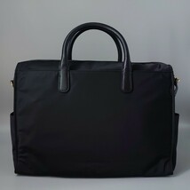 TUMI トゥミ 2way ビジネスバッグ Voyageur Dara ボヤジュール ナイロン×レザー 黒 ブラック ショルダー 肩掛け 斜め掛けキャリーオン_画像3