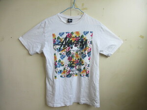 STUSSY　ステューシー　Tシャツ　Mサイズ　花柄