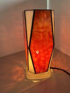 照明器具 テーブルランプ ナイトスタンド ステンドグラスライト　ステンドグラス　赤 卓上照明 ムード インテリア Ａ0160