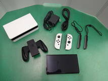 ★6301 中古 超美品 任天堂 Nintendo Switch 有機ELモデル ニンテンドースイッチ HEG-S-KAAAA 付属品完備_画像3