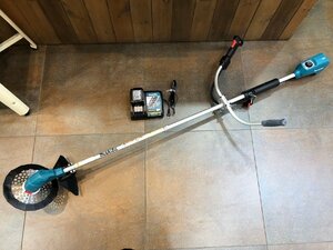 ◆【引取限定!!長野県諏訪市】Makita マキタ 充電式草刈り機 刈払い機 MUR142UD バッテリー1個・充電器付き 14.4V 中古現状◆11454★