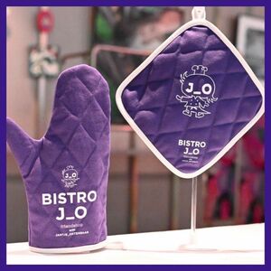 ヤンチェオンテンバール　グローブ、鍋敷きBISTRO J_O ビストロジョー 香取慎吾デザイン ミトン、鍋敷セット