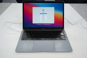 【格安】MacBook Air (Retina, 13-inch, 2020) i5 1.1GHz/メモリ8GB/SSD256GB/スペースグレイ/初期化済み