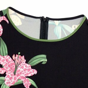 春夏 極美品 レオナール ワンピース 44 ドレス フラワー 花柄 マルチ ブラック ギャザー 1158の画像3