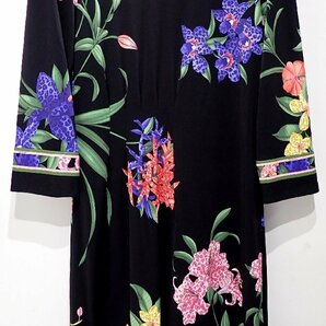 春夏 極美品 レオナール ワンピース 44 ドレス フラワー 花柄 マルチ ブラック ギャザー 1158の画像1