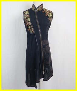 *Ozz On/oz on long the best lady's S corresponding / black / stand neck / diagonal fastener / peace pattern × tea ina button / gilet &0000003486