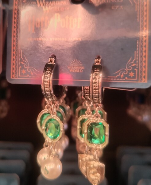 USJ ハリーポッター スリザリン ピアス